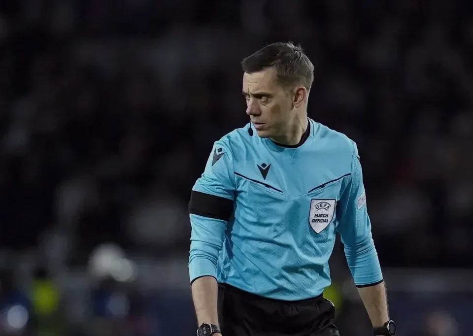 Clément Turpin Appointed Referee for Real Betis vs Porto