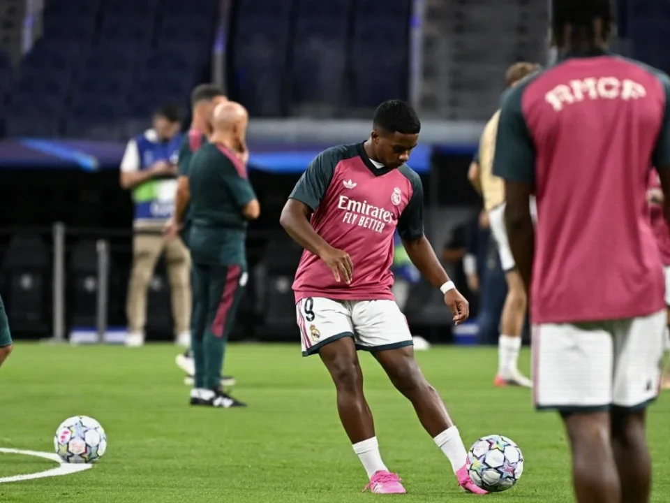 Endrick Open to AC Milan Loan After Lyon Spell