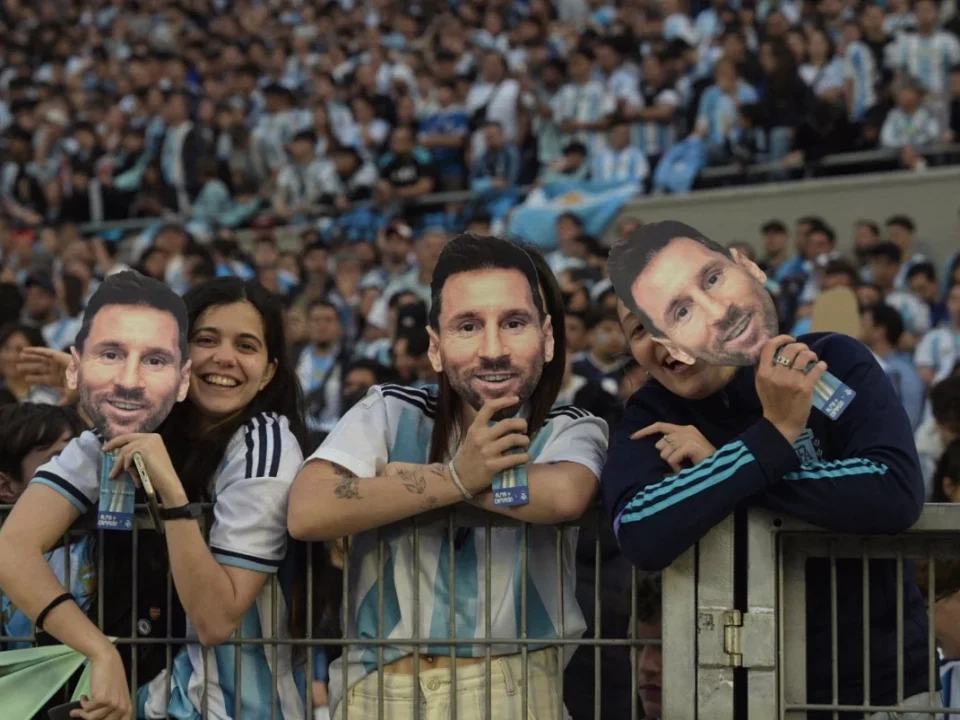 Messi and Scaloni Moved During Argentina Farewell at Monumental