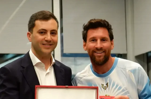 River Plate Names Lionel Messi an Honorary Member at Monumental