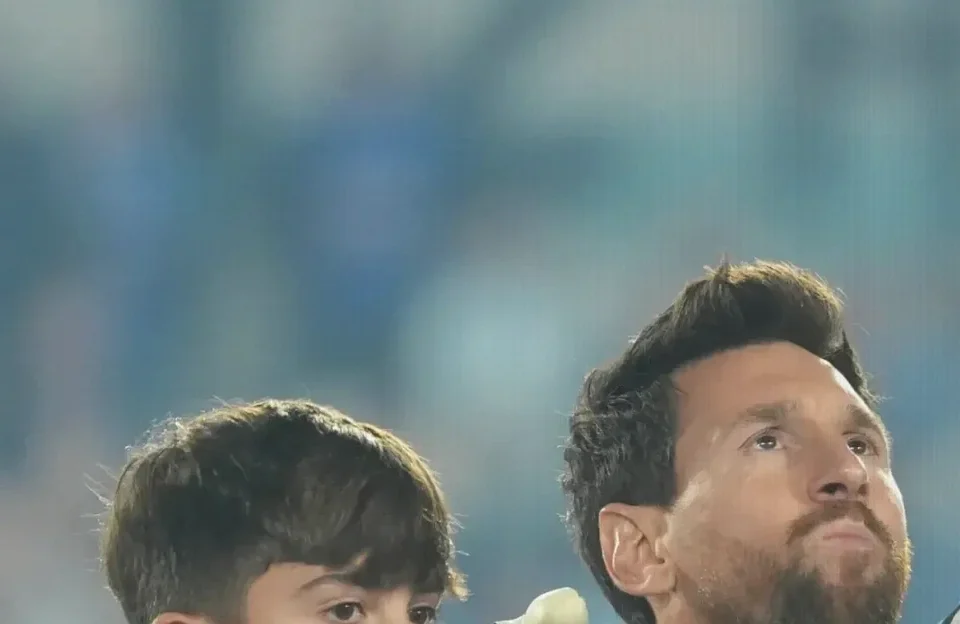 Lionel Messi Comforts Tearful Son Thiago After Argentina Farewell
