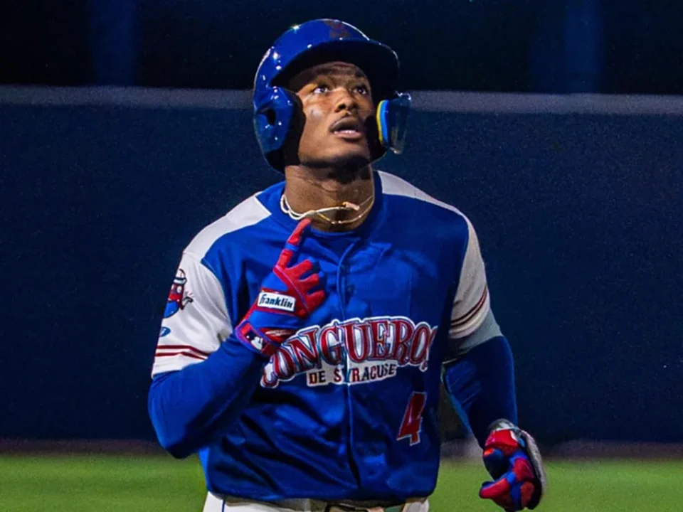 Jefferson Rojas Homers Twice as Gigantes Roll in Dominican Winter League