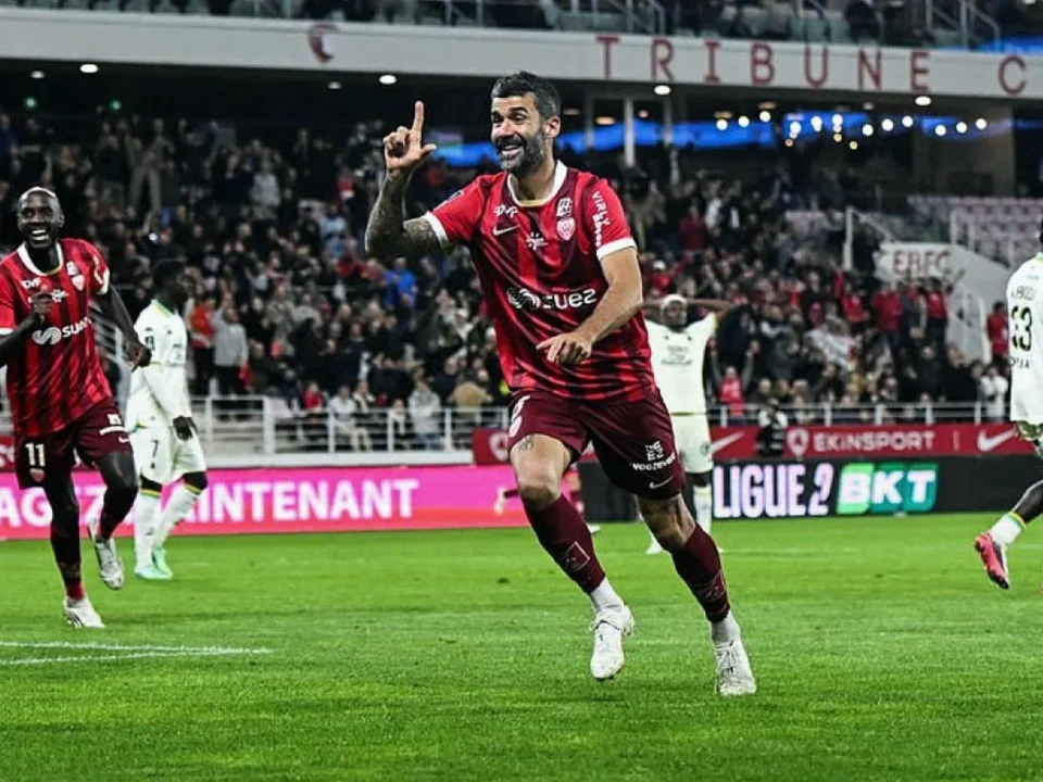 Dijon Hit Four to Spoil Gregory Proment’s Metz Debut