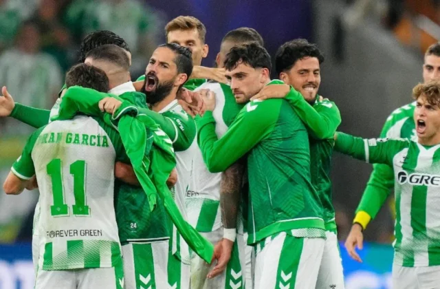 Fidalgo Unused Again as Real Betis Beat Feyenoord in Champions League