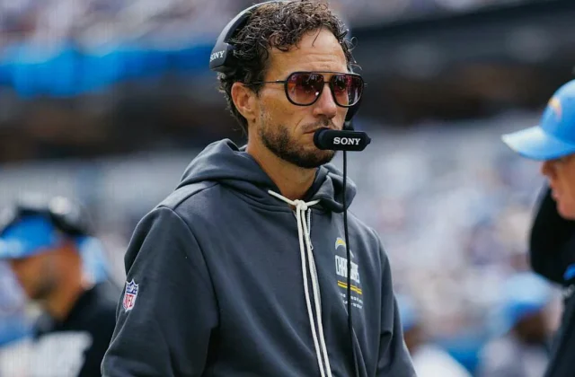 Mike McDaniel Owns Chargers’ Offensive Woes Ahead of Seahawks Test