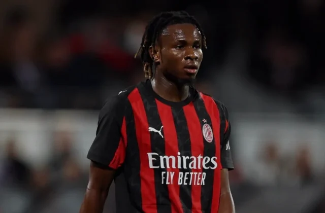 Milan Bring Warren Bondo Back Into First-Team Training Ahead of Salzburg