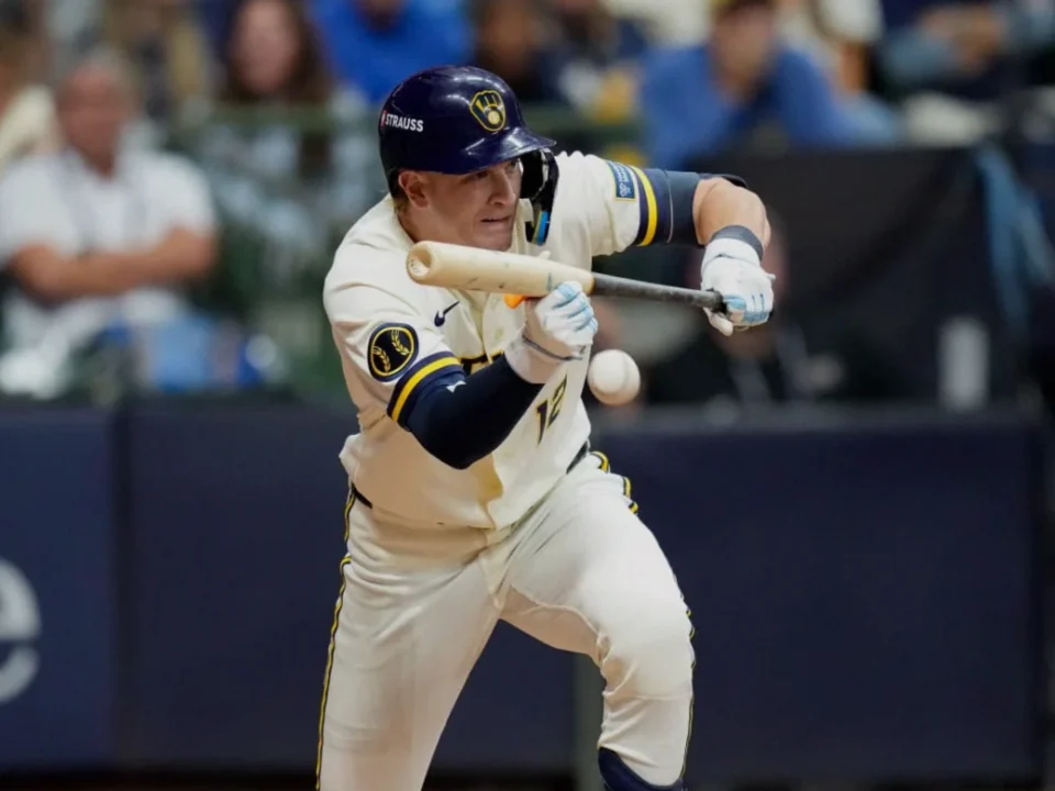 Brewers’ Bullpen and Defense Lift Milwaukee Past Dodgers in NLCS Game 1