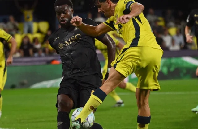 Napoli’s Badiashile Suffers Right-Thigh Injury Against Roma