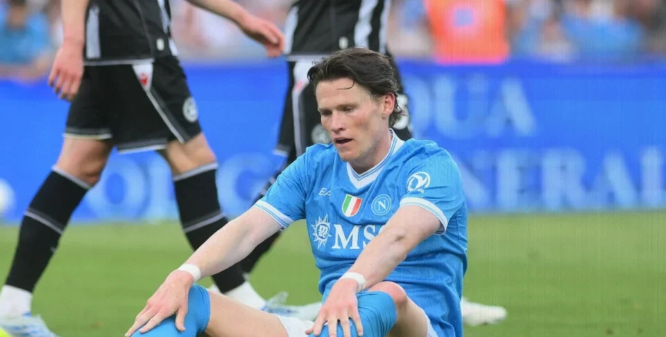 Napoli Hit by Favasuli Injury Blow During International Break