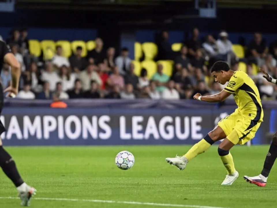 Napoli Pay Price for Politano Error in Villarreal Comeback