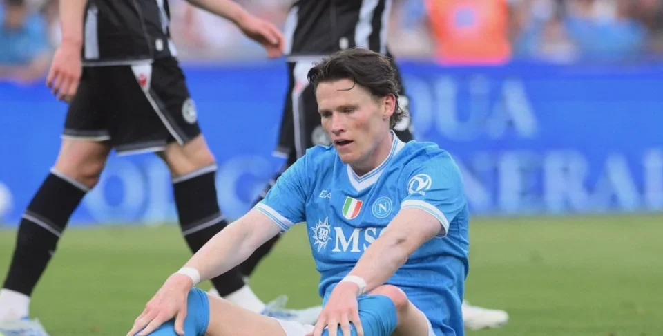 Scott McTominay Cleared to Resume Napoli Training After Medical Procedure