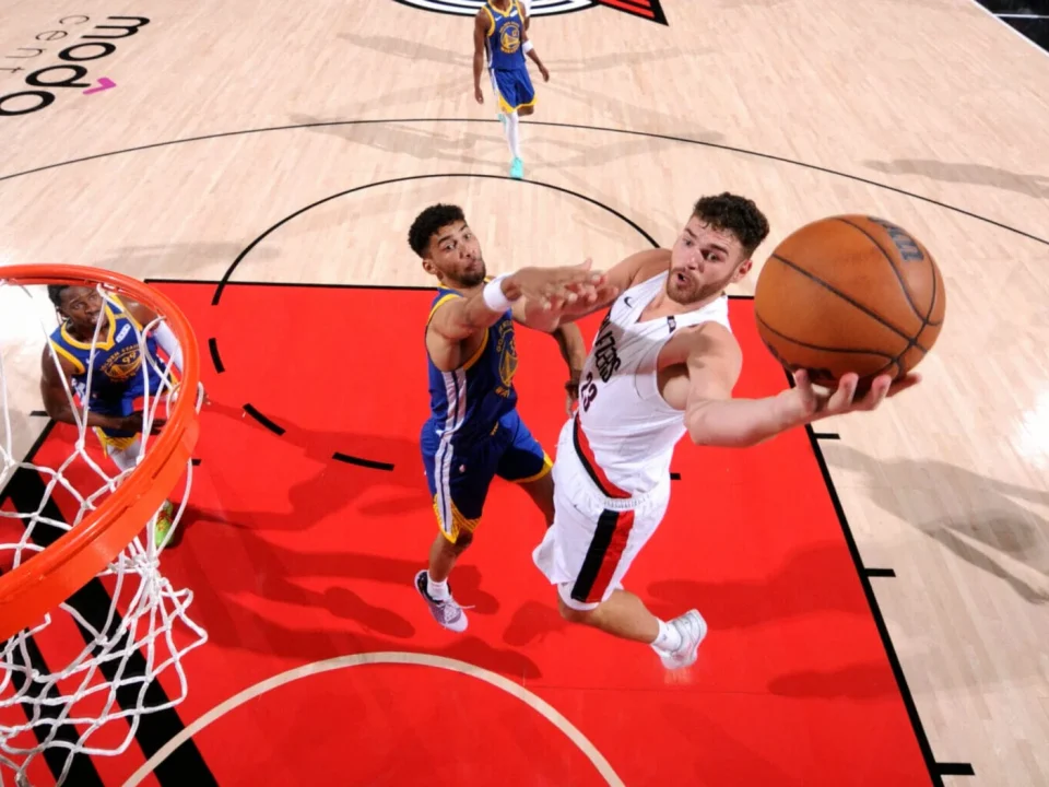 Fantasy Basketball Center Rankings: Sleepers, Breakouts and Draft Targets