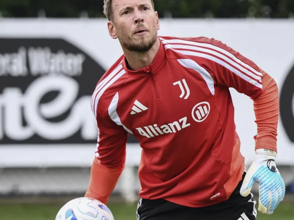 Neto Back at Juventus Nine Years After His First Turin Spell