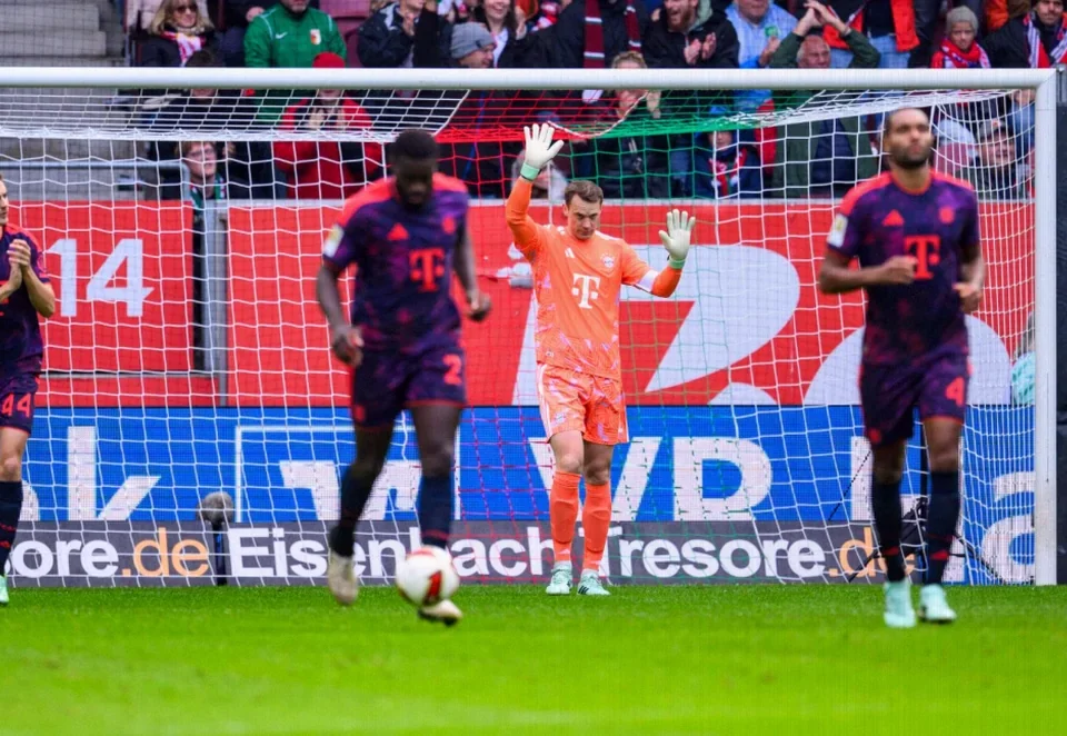 Jonas Urbig Set for Bayern Start Against Viking as Neuer Faces Scrutiny