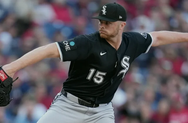 Sean Newcomb to Start as White Sox Chase ALDS Clincher at Rate Field