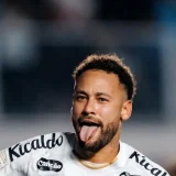 Neymar’s Late Penalties Earn Santos 2-2 Draw Against Flamengo