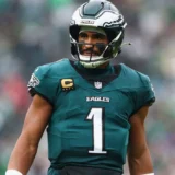 NFL Medical Chief Backs Eagles’ Response to Jalen Hurts’ Blood Clot