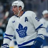 Maple Leafs Lose John Tavares to Week-to-Week Lower-Body Injury