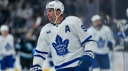 Maple Leafs Lose John Tavares to Week-to-Week Lower-Body Injury
