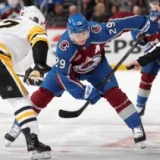 Swayman, Bruins Take Three-Game Streak Into Anaheim Against Ducks