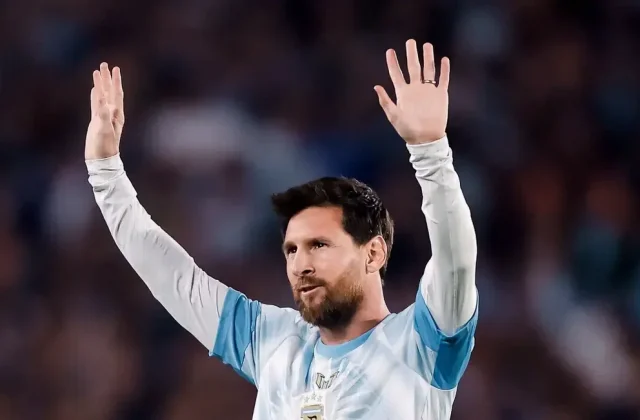Lionel Messi Thanks Argentina Fans After Monumental Farewell