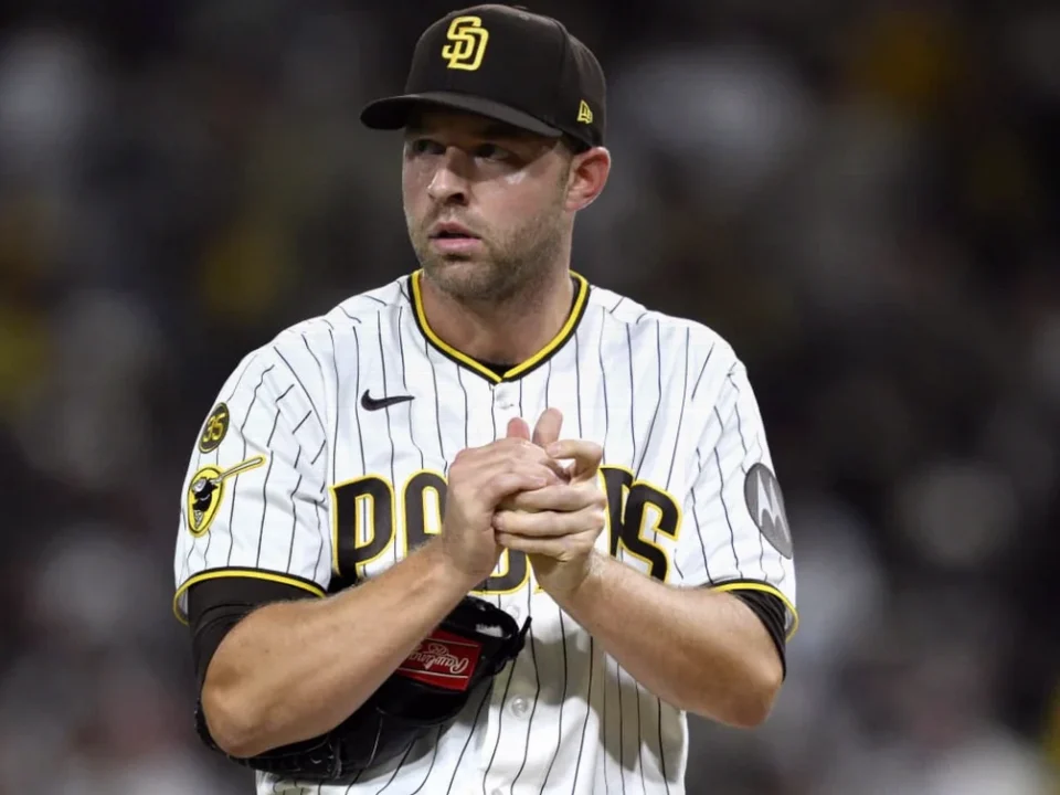 Padres Face Key Rotation Decisions Around Vásquez, Pivetta for 2027