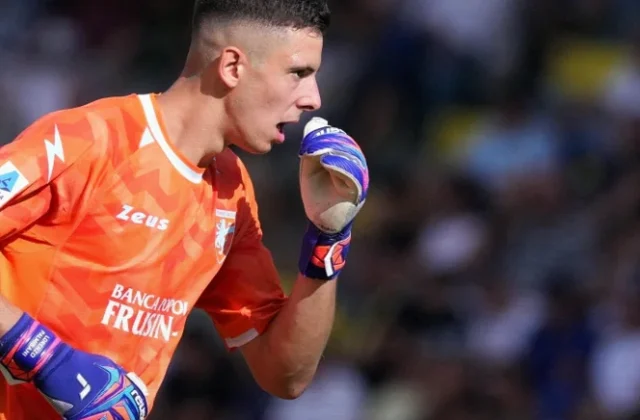 Inter and Juventus Track Frosinone Goalkeeper Lorenzo Palmisani