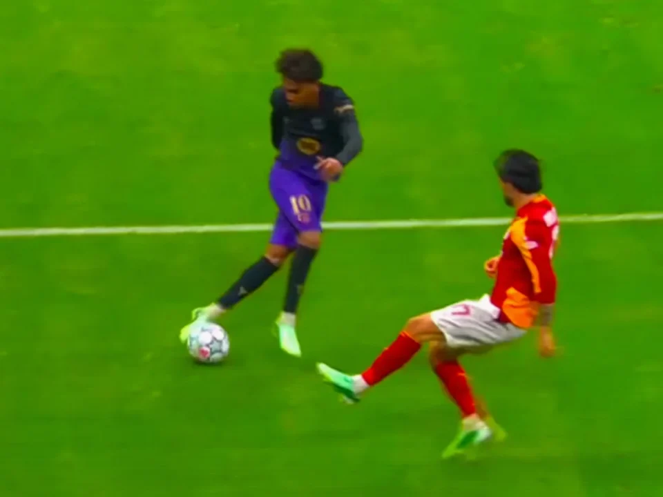 Fans Debate Lamine Yamal’s Eye-Catching Dribble