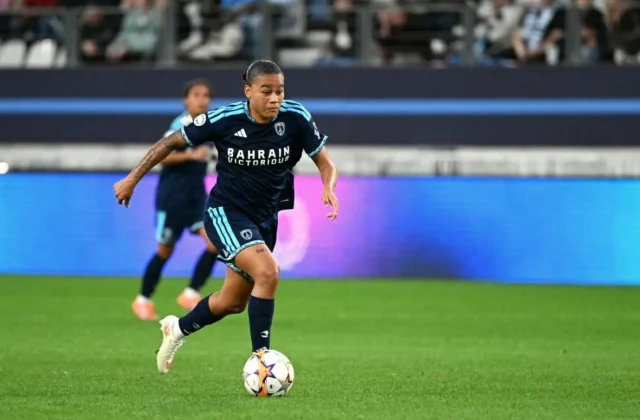 Paris FC Thrash Lens 4-1 to Reach Arkema Première Ligue Top Three