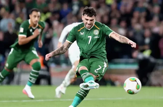 Parrott and Abde headline Betis players ending international duty