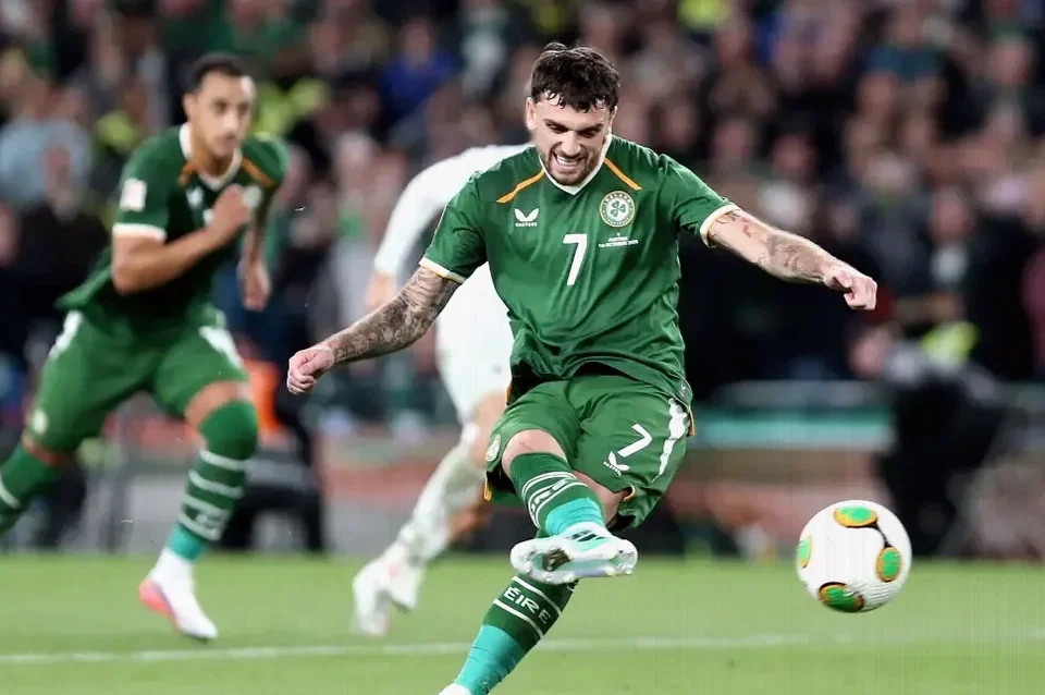 Parrott and Abde headline Betis players ending international duty