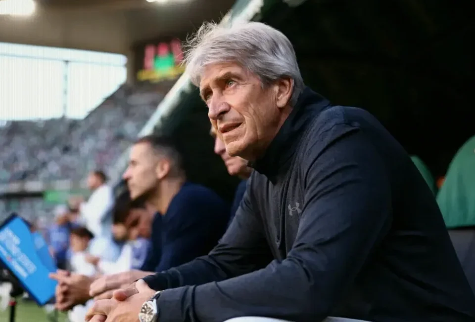 Pellegrini Calls for Real Betis Discipline Ahead of Porto Clash