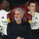 Roma Fans Give José Mourinho an Emotional Olimpico Welcome
