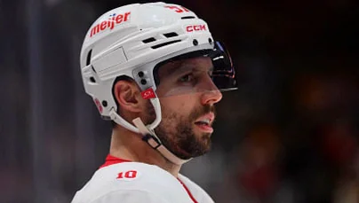 Stars Add Veteran Winger David Perron on One-Year Deal