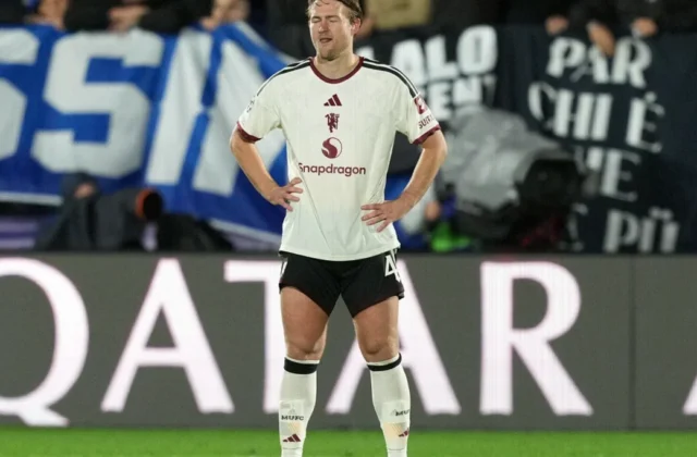 Matthijs de Ligt’s Manchester United Return Ends in 4-0 Como Defeat