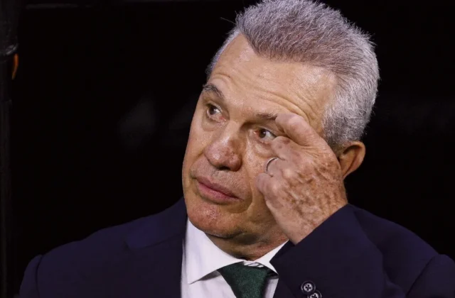 Javier Aguirre Plays Down Erik Lira’s Valencia Transfer Links