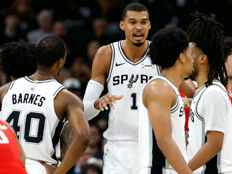 Thunder, Spurs Lead NBA Playoff Power Rankings After Round 1
