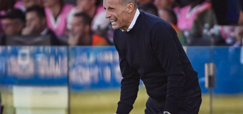 Napoli’s Crisis Deepens After Shock Defeat at Venezia