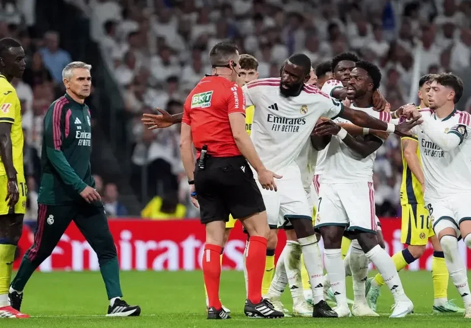 Vinicius Junior Faces Clásico Ban Risk After Villarreal Red Card