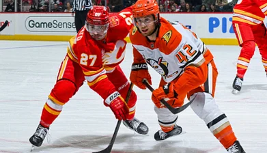Ryan Poehling’s Short-Handed Goal Powers Ducks Past Flames 4-2