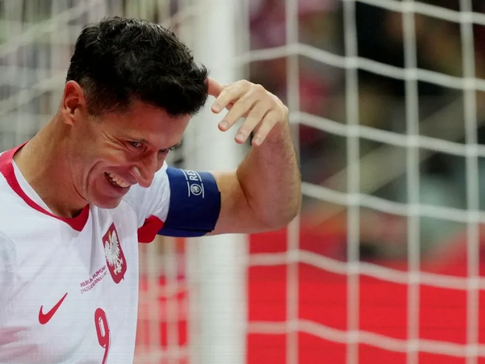 Szymanski Assists as Poland Hammer Romania 6-0 in Nations League