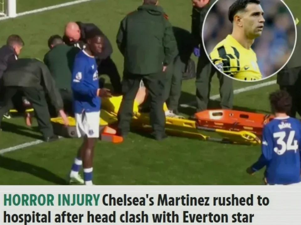 English Media Focus on Emiliano Martínez Injury After Chelsea Win