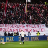 Bayern Face Freiburg Without Hospitalised Coach Vincent Kompany