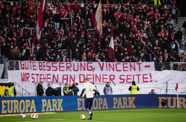 Bayern Face Freiburg Without Hospitalised Coach Vincent Kompany
