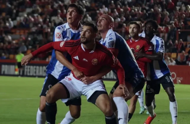 Nàstic Hit Four Past Hércules in Primera RFEF Round Nine Drama