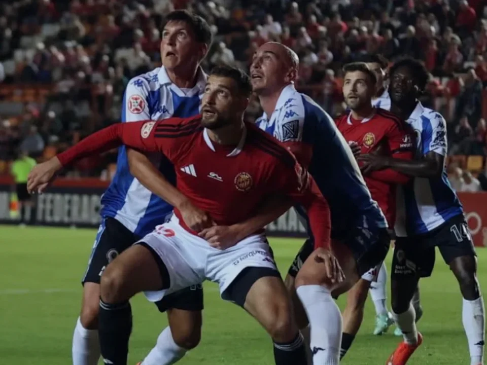 Nàstic Hit Four Past Hércules in Primera RFEF Round Nine Drama