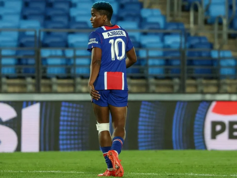 PSG Women Beat Fleury to Join OL Lyonnes at the Top
