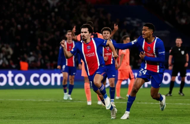 PSG Beat Barcelona 4-2 to Maintain Perfect Champions League Start