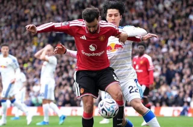 Manchester United Winless Run Reaches Six After Leeds Draw