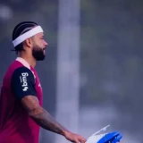 Neto Blames Memphis Depay as Seedorf Takes Charge at Corinthians